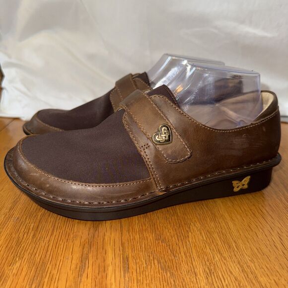 Alegria Clogs Women 8 Maroon Gold Hook N Loop Comfort Logo EUR 38 - Picture 3 of 7